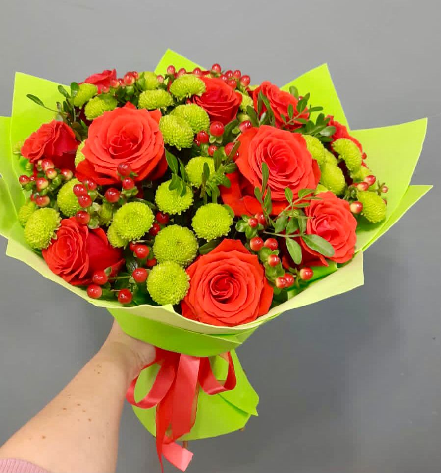 Букет цветов из: Хризантемы и Розы в Мошково