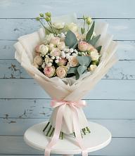 Букет цветов из:  Розы и Лизиантусы в Мошково