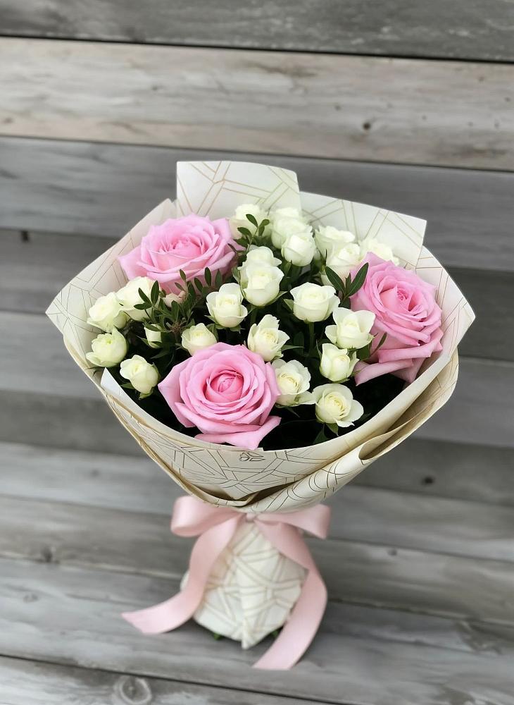 Букет цветов из: Розы в Мошково
