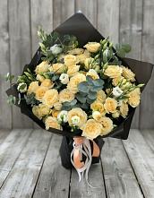 Букет цветов из:  Розы и Лизиантусы в Мошково