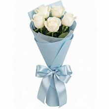 Букет 5 Белых роз Проуд в Мошково