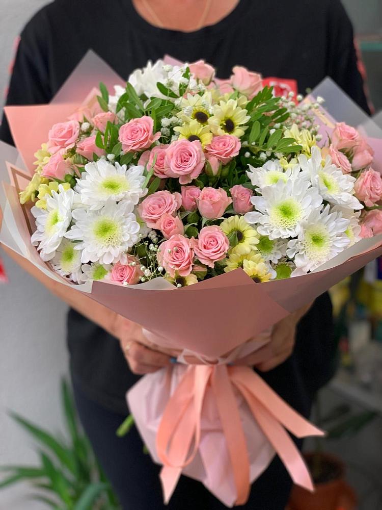 Букет цветов из: Розы и Хризантемы в Мошково