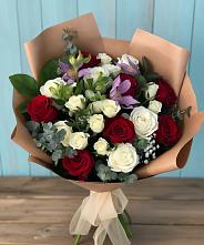 Букет цветов из:  Розы и Альстромерии в Мошково