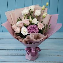 Букет цветов из:  Розы и Лизиантусы в Мошково