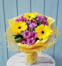 Букет цветов из:  Хризантемы и Герберы #REPLACE_PRED# Мошково