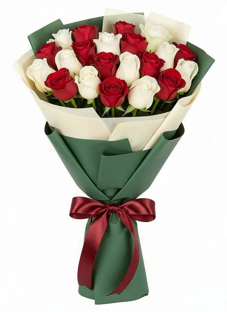 Букет Микс из красных и белых роз в Мошково