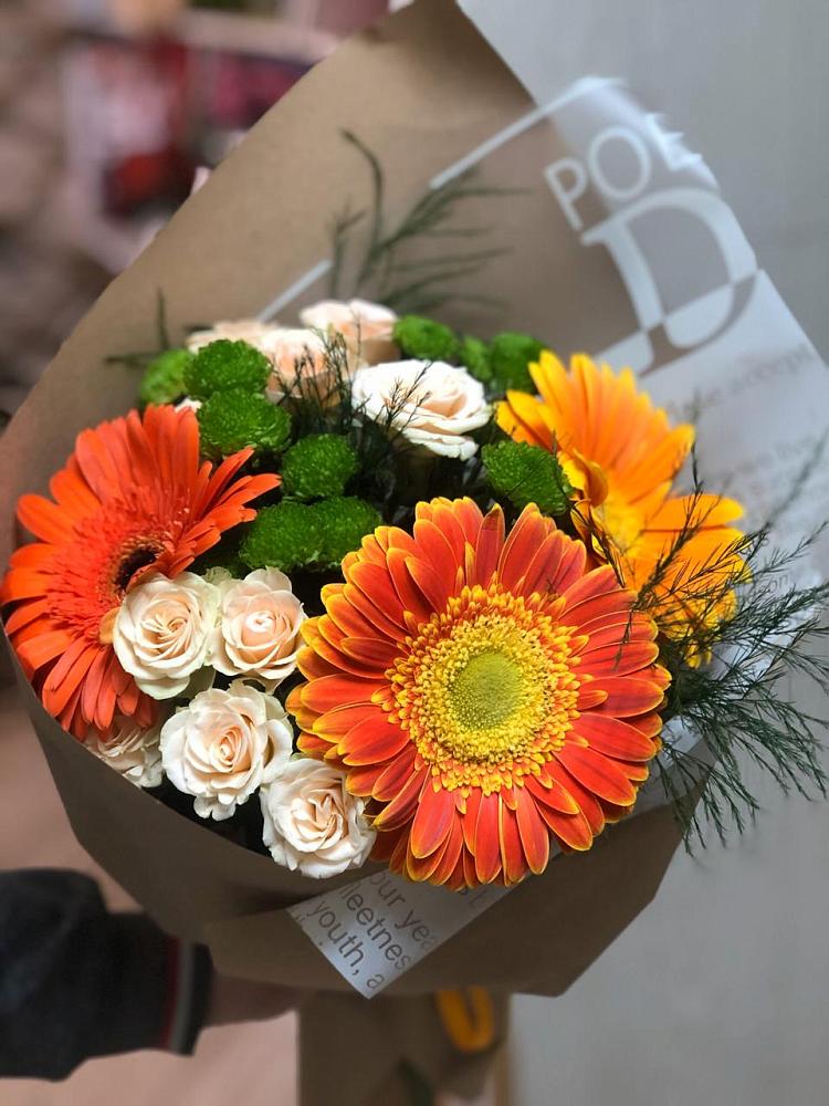 Букет цветов из: Герберы, Хризантемы и Розы в Мошково