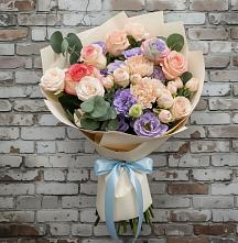 Букет цветов из:  Розы, Лизиантусы и Гвоздики в Мошково